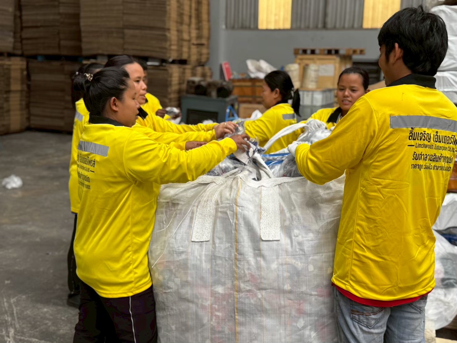 บริษัทรับทำลายสินค้า พร้อมหนังสือรับรอง บริษัทรับทำลายสินค้า พร้อมหนังสือรับรอง